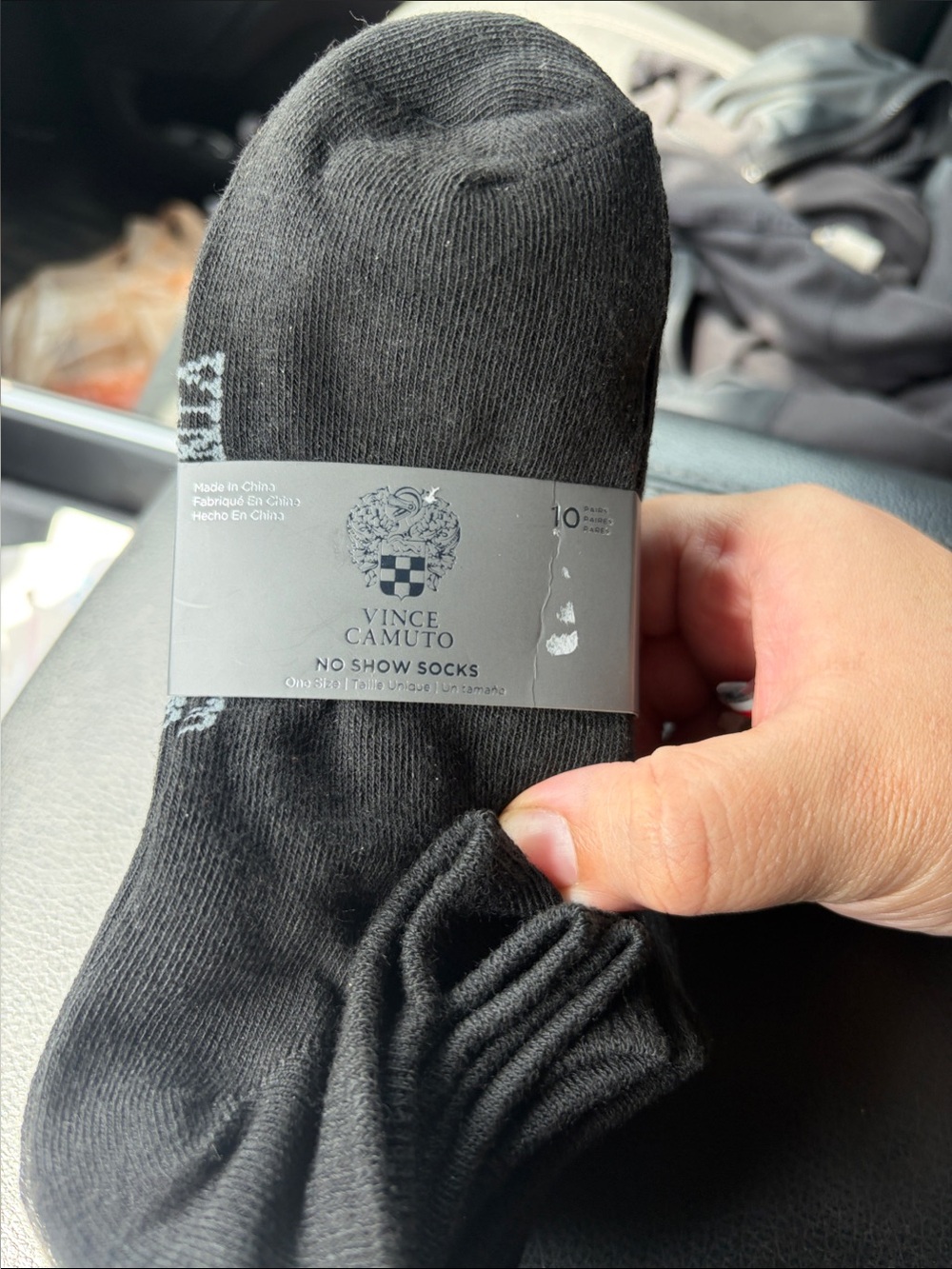 Vince Camuto no show socks in black